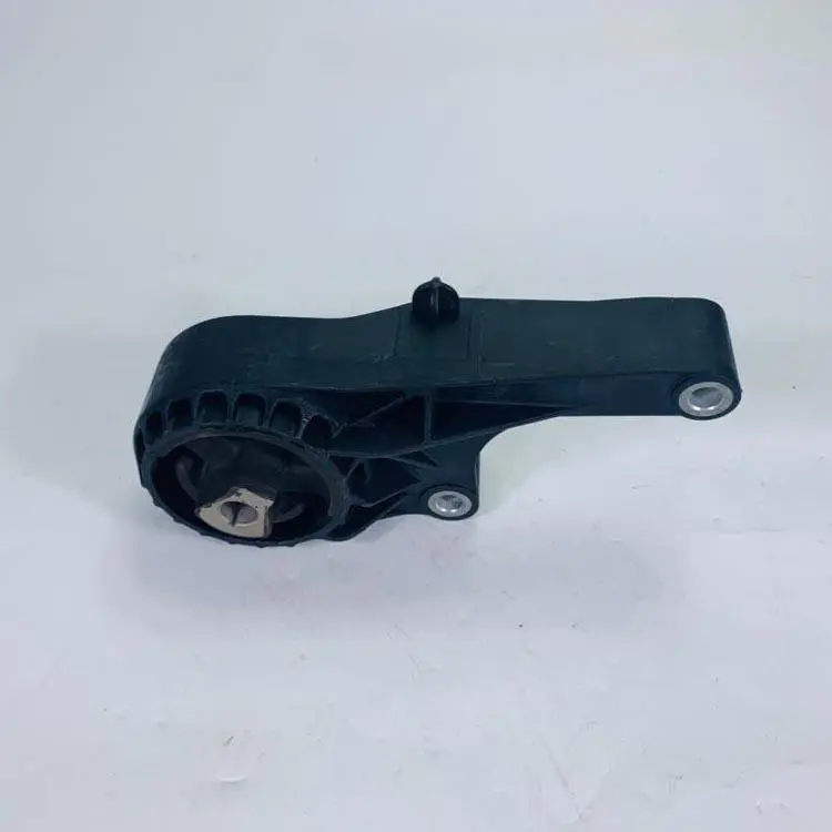 ENGINE MOUNTING