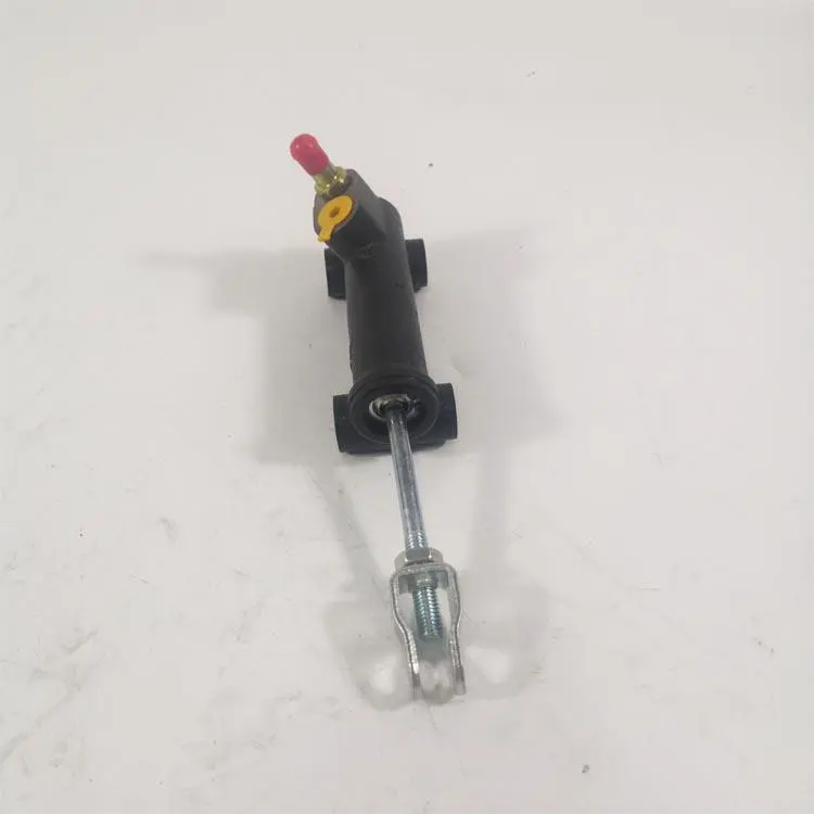CLUTCH MASTER CYLINDER