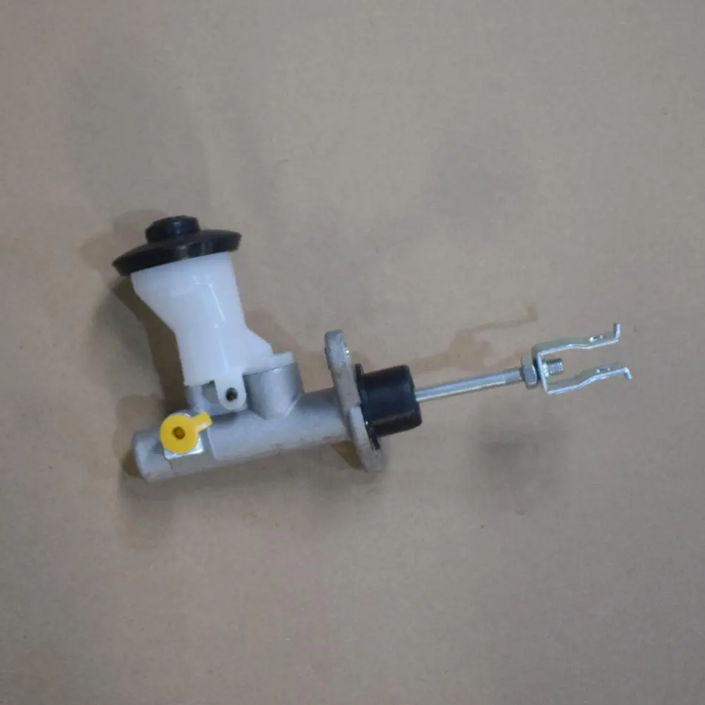 CLUTCH MASTER CYLINDER