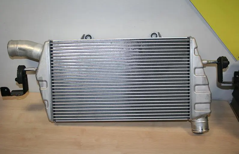 INTERCOOLER