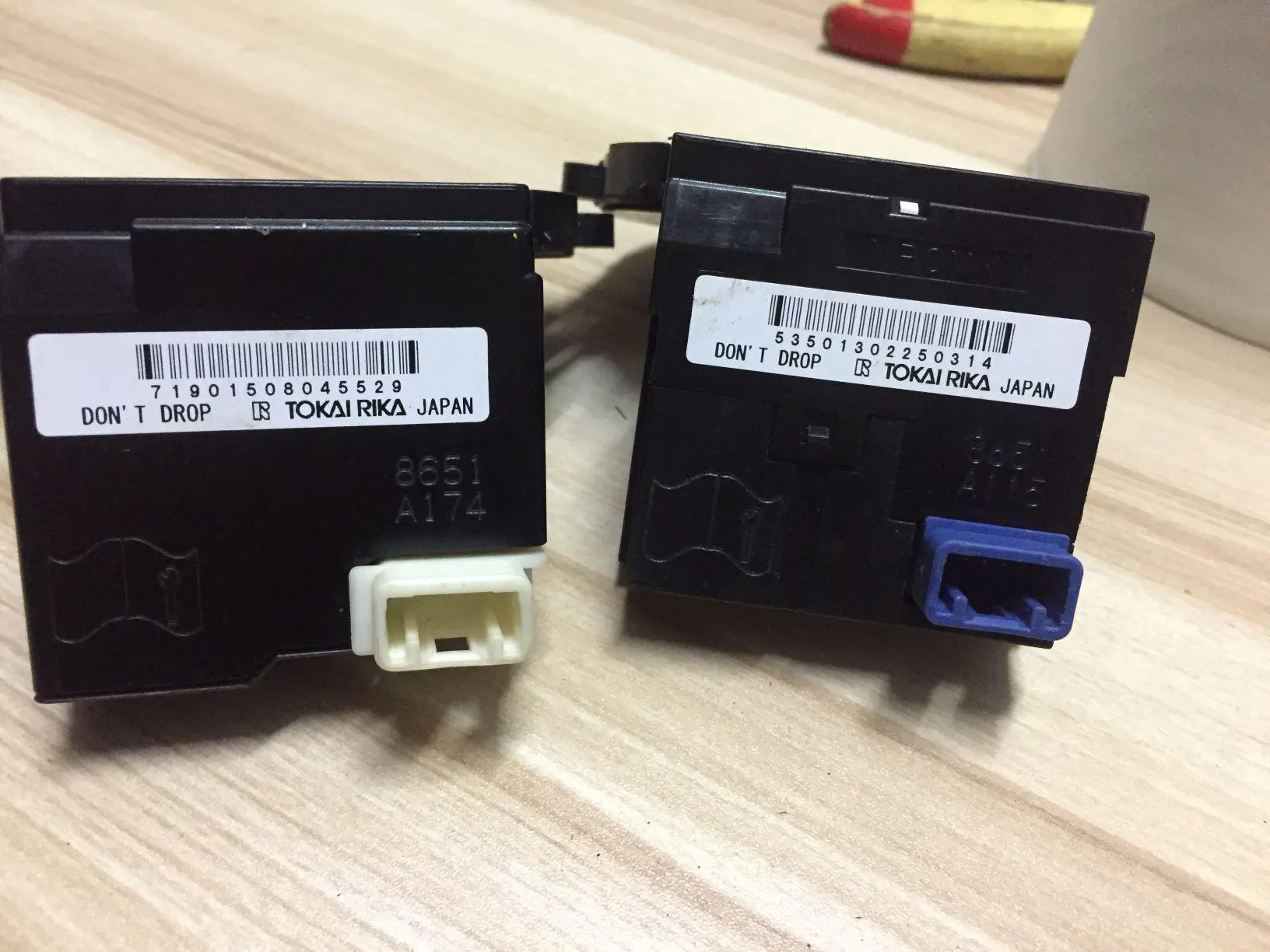 SENSOR,STEERING ANGULAR VELOCITY