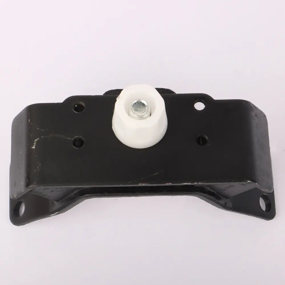 ENGINE MOUNTING INSULATOR