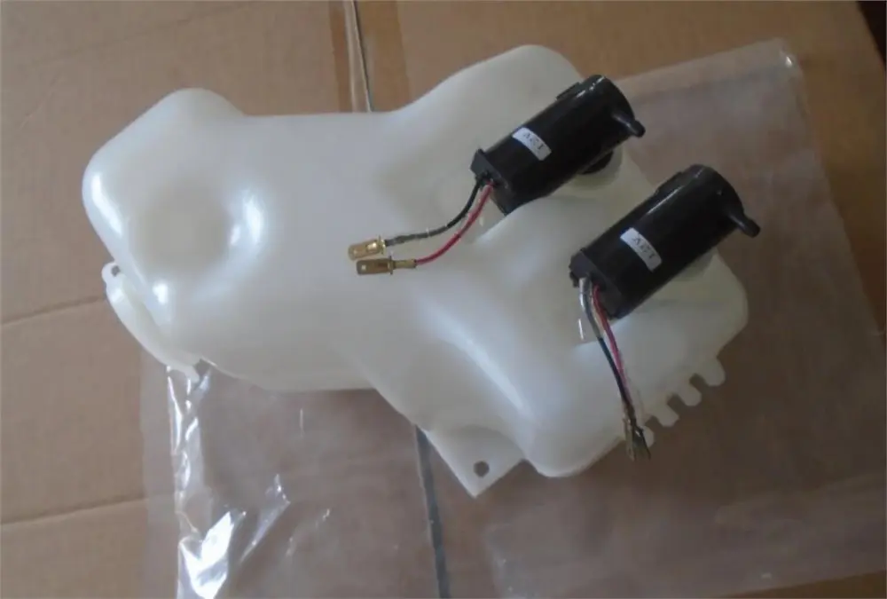 WINDSHIELD WASHER TANK