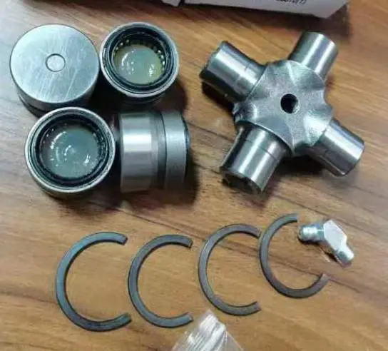 PROPELLER SHAFT UNIVERSAL JOINT SPIDER KIT