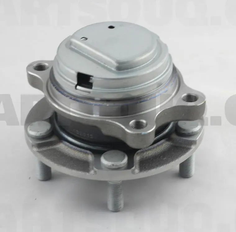 WHEEL HUB