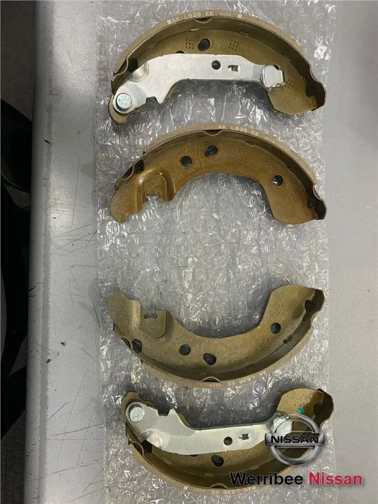 BRAKE SHOE