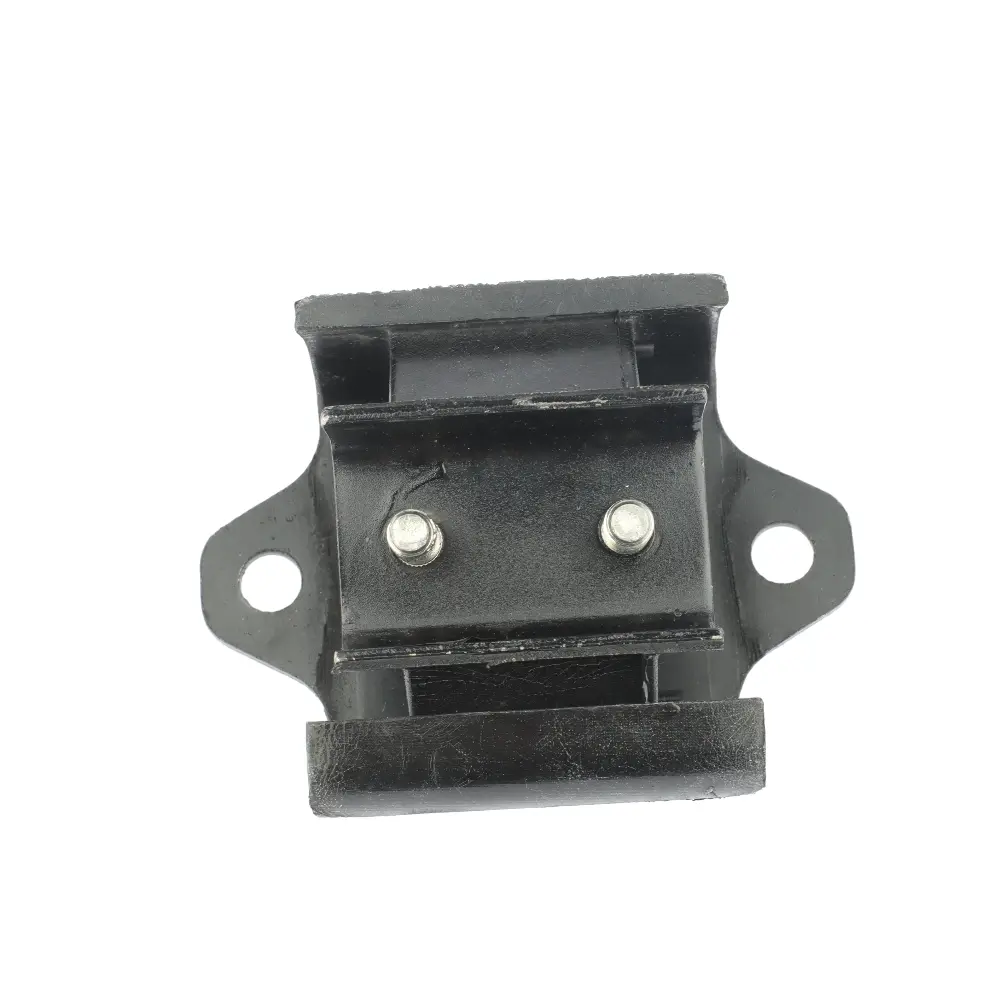 ENGINE MOUNTING INSULATOR