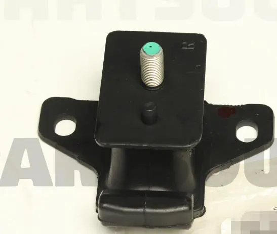 ENGINE MOUNTING INSULATOR