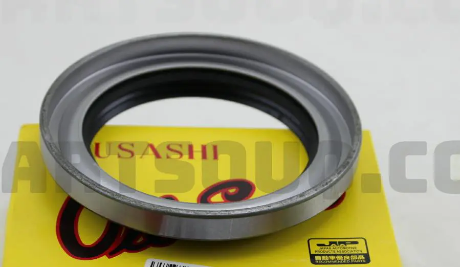 ENGINE OIL SEAL
