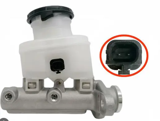 CLUTCH MASTER CYLINDER