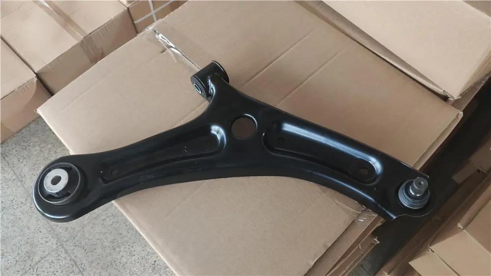 SUSPENSION ARM