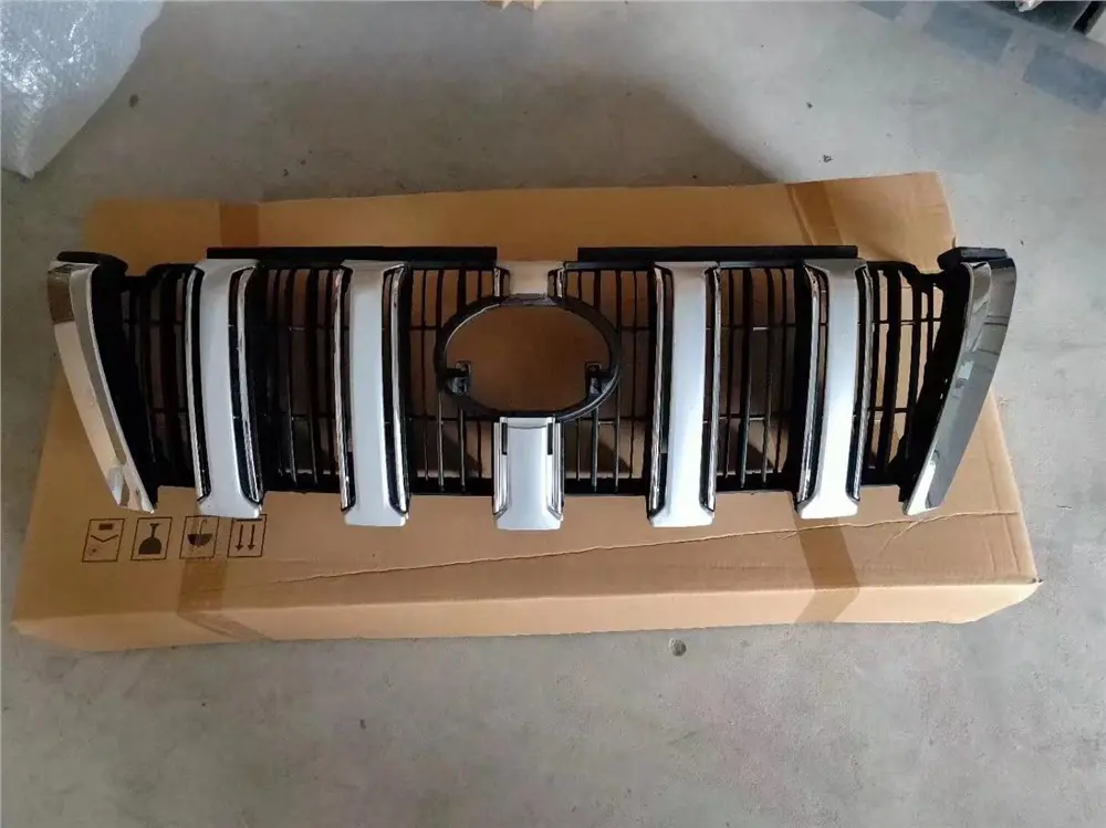 RADIATOR GRILLE (BUMPER GRILLE)