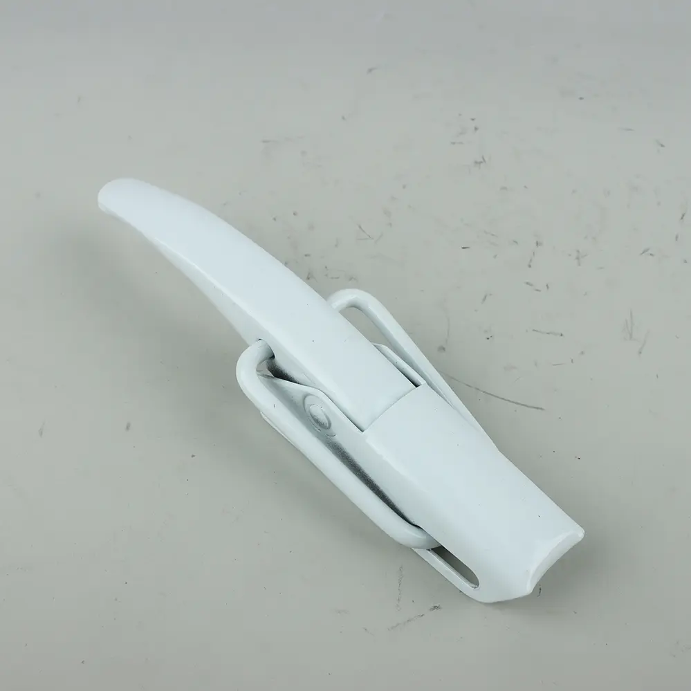 DOOR LATCH STRIKER