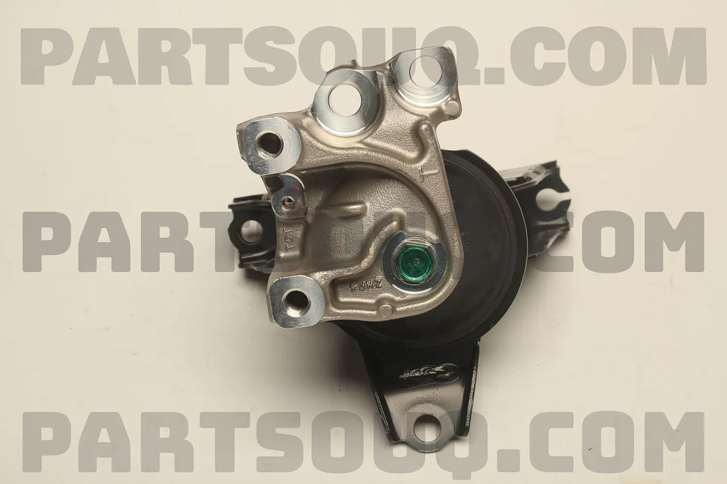 ENGINE MOUNTING INSULATOR