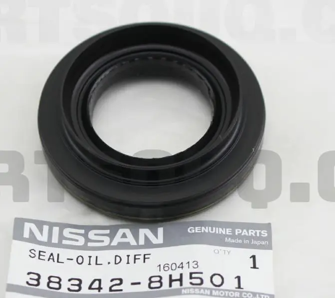 ENGINE OIL SEAL