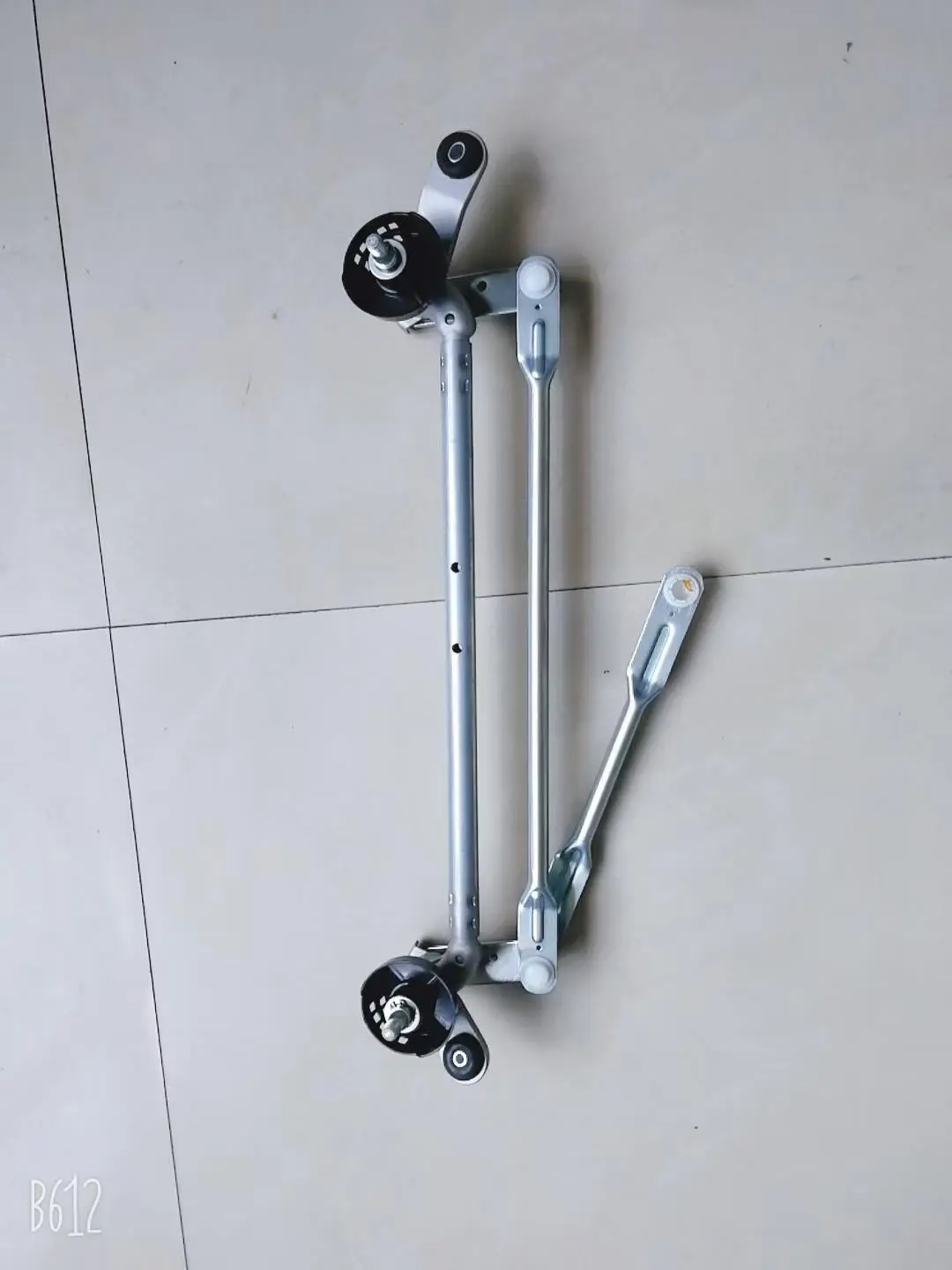 WINDSHIELD WIPER LINK