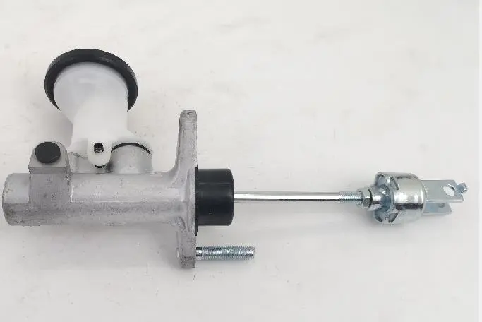 CLUTCH MASTER CYLINDER