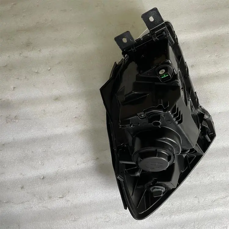 HEAD LAMP