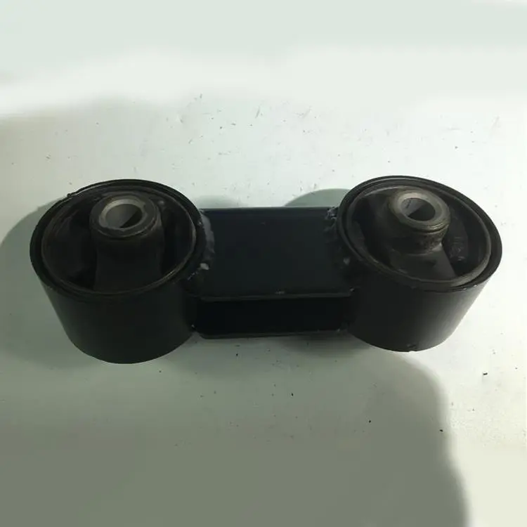 ENGINE MOUNTING