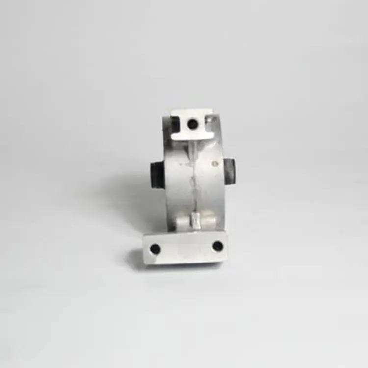 ENGINE MOUNTING