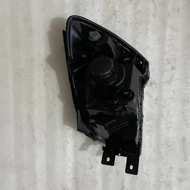HEAD LAMP