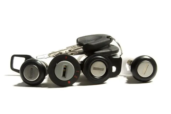 KEY & CYLINDER SET -LOCK