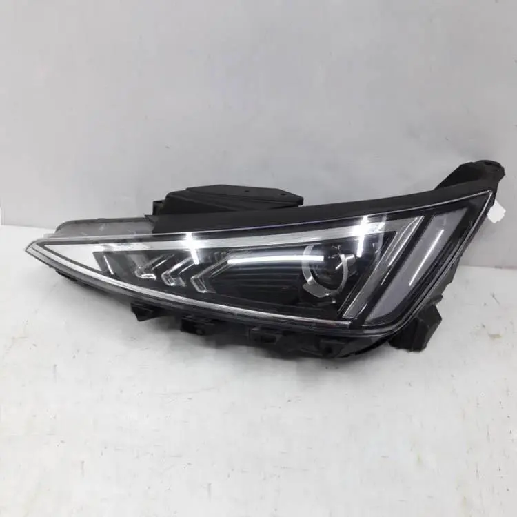 HEAD LAMP