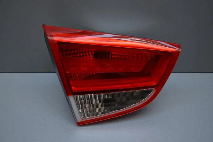TAIL LAMP