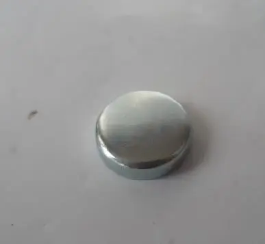 PLUG-CYLINDER HEAD