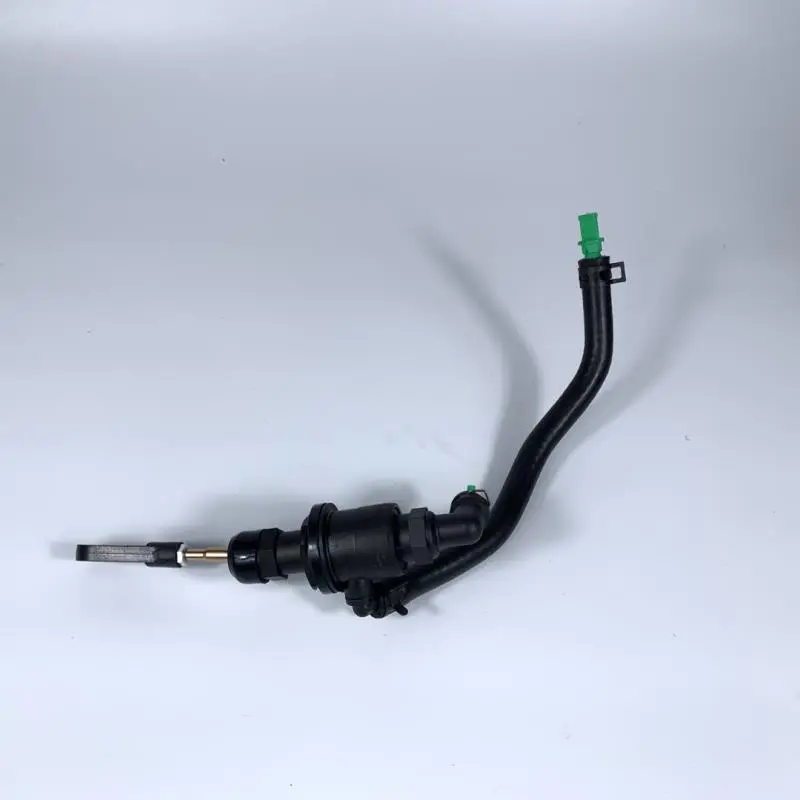 CLUTCH MASTER CYLINDER